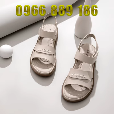 Giày nữ Aokang mùa hè bằng da mềm đế mềm chống trơn trượt Giày sandal nữ đế bằng phẳng thoải mái giày mẹ trung niên và cao tuổi dép quai hậu học sinh